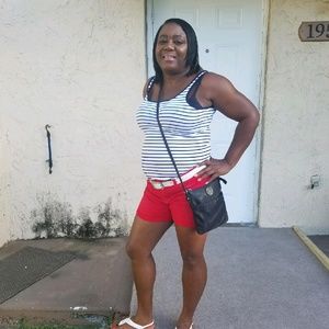 Meet your Posher, Sherry